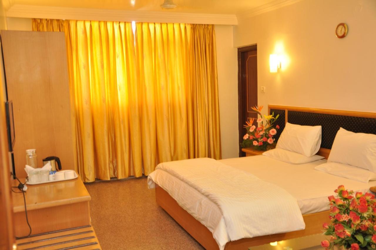 Hotelpearlinn บังกาลอร์ ภายนอก รูปภาพ